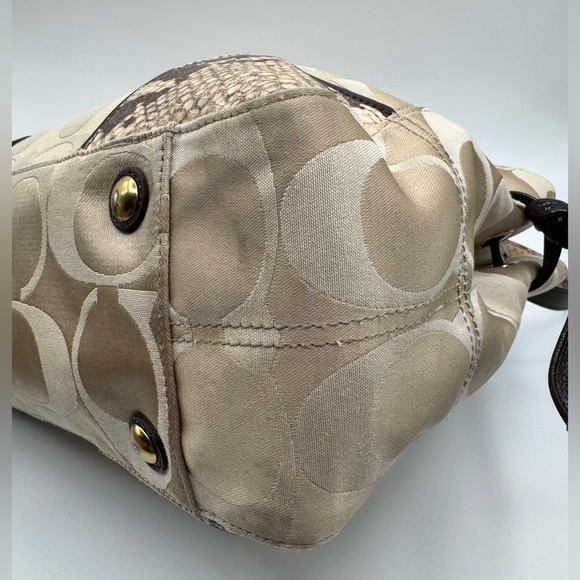 Coach Colette Signature Satchel / Carryall | Very Good Condition - Picture 9 of 13